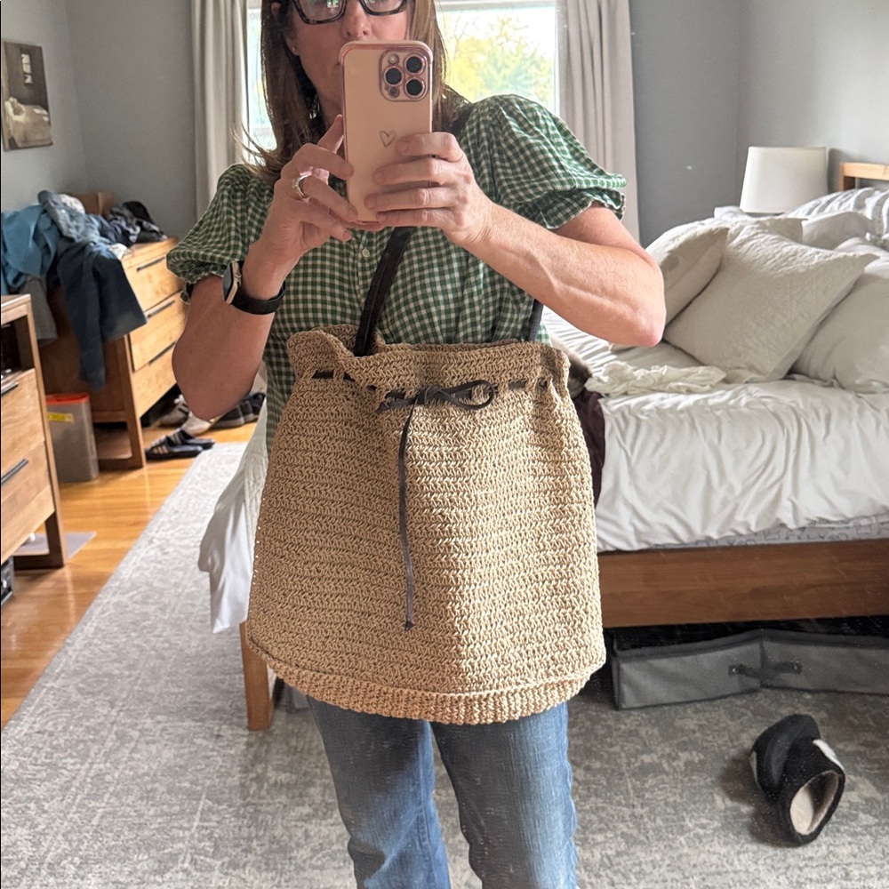 Eddie Bauer Tan Woven Shoulder Bag